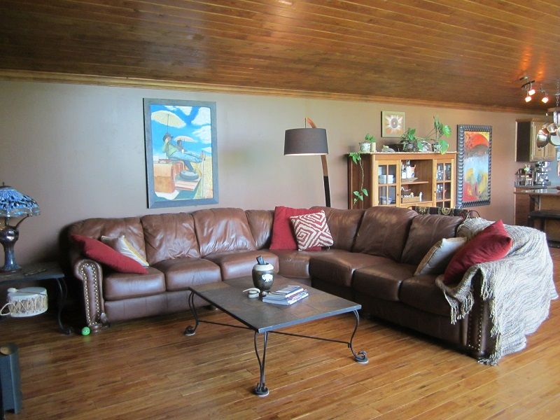 549 Cold Brook Ave, Hot Springs, SD 57747